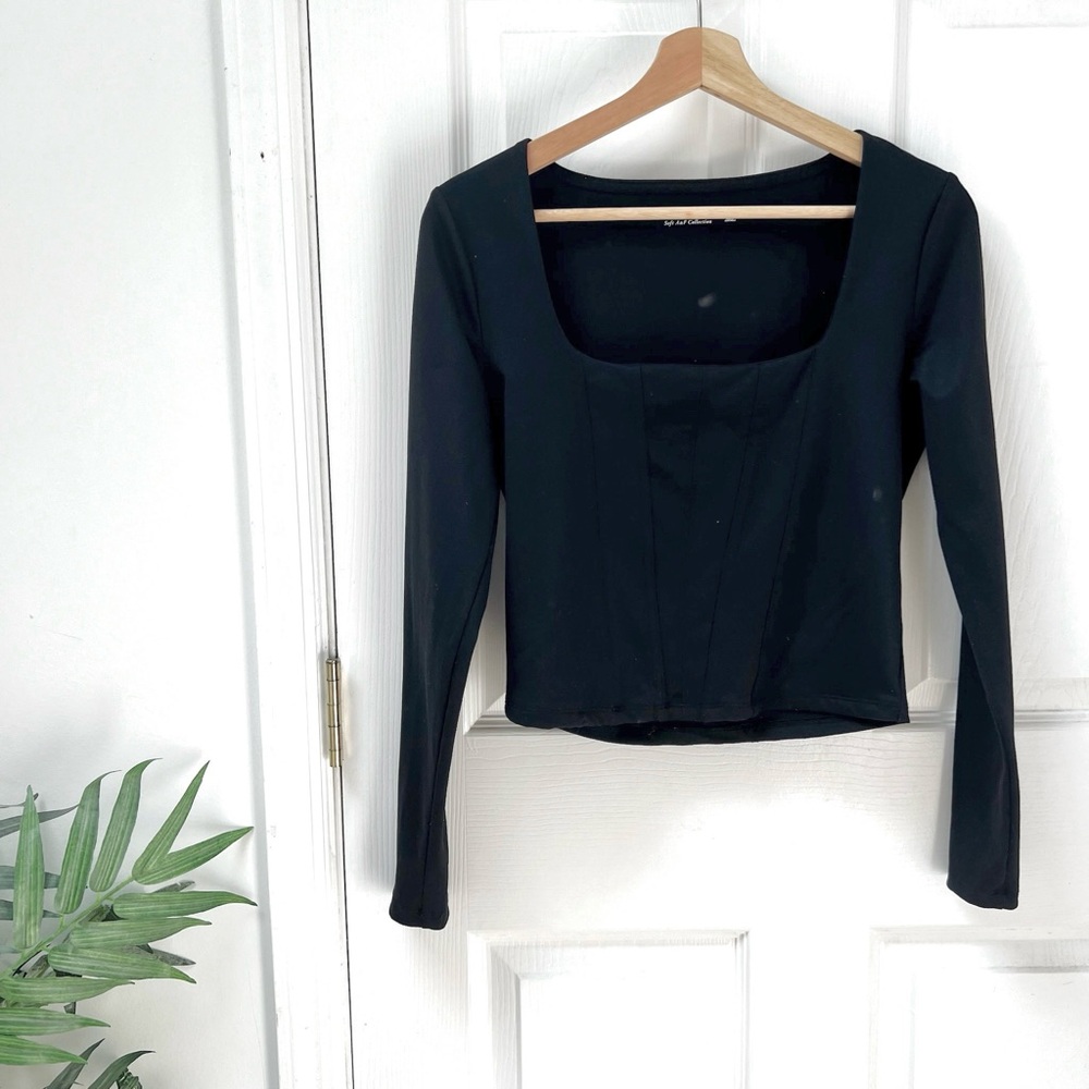 Abercrombie & Fitch Black Long Sleeve Tee